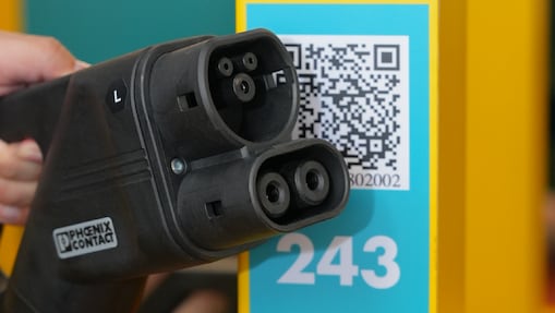 澳門星際酒店的Shell Recharge充電站為車主提供快速充電服務。