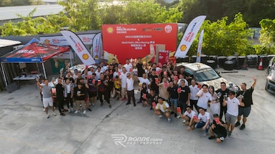 於香港汽車金卡納運動公會舉辦的Shell Helix Ultra Racing   賽車級機油5W-40旗艦1升裝發佈會及扭樽同樂日